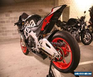 aprilia tuono v4 factory 1100 race track bike 1400km 