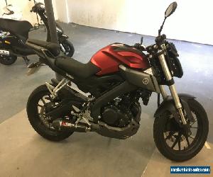 Yamaha MT-125 RED/GREY SCORPION CARBON FIBRE 2015 2000 MILES