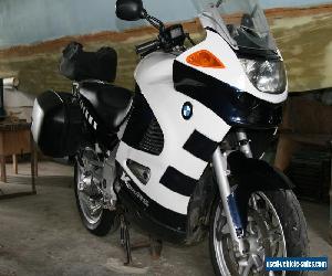 BMW K1200S like new with very low klms