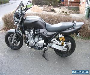 YAMAHA XJR1300