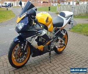 2002 HONDA CBR 900 RR YELLOW 24600 Miles  / ( NO Dealers please )