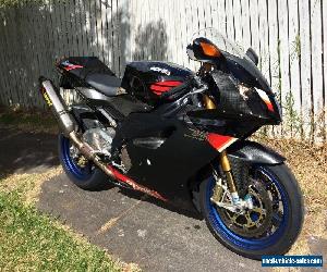 Aprilia RSVR 1000 Factory 2004 ohlins akrapovic OZ Racing superbike supersport