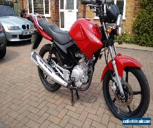 YAMAHA YBR 125. 2011.  NEW MOT.  RED. NEW TYRES. 9500 MILES. VGC. SUPER RELIABLE