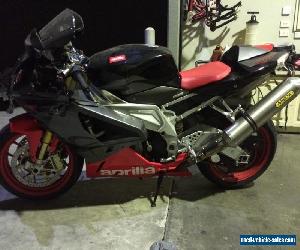 APRILIA RSVR 1000 RSV1000R FACTORY 01/2007MDL 1120KMS PROJECT  MAKE AN OFFER