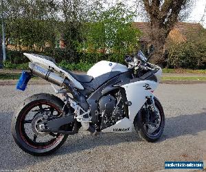 Yamaha R1 2010 Big Bang with low mileage.