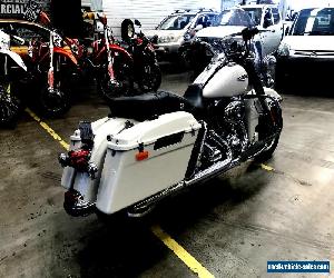 2010 Harley Davidson Road King Police 1690 FLHP break out fat boy soft tail