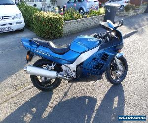 SUZUKI RF 600R