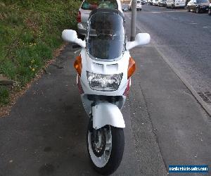 Honda CBR1000f