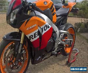 HONDA REPSOL FIREBLADE