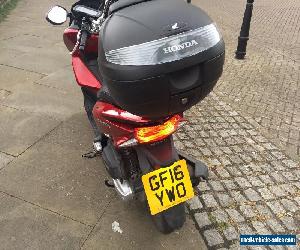 Honda PCX 125 Scooter with topbox, Datatool alarm and accessories