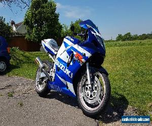 2001 SUZUKI GSX R600 K1 WHITE/BLUE