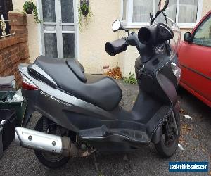 Suzuki UH 200 K8