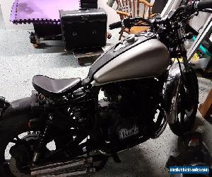 SUZUKI GS1100G MOTORBIKE