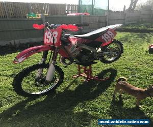 Honda Cr 125 2000 , **VERY CLEAN, GENUINE BIKE** , FIRST TOO SEE WILL BUY 