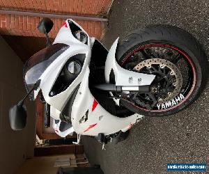 2010 YAMAHA YZF R1 WHITE