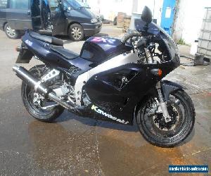 kawasaki ZXR 400 L9 *15729 miles, very good original condition.