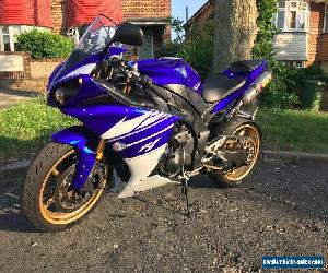 yamaha r1