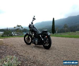 HARLEY DAVIDSON STREET BOB 2014