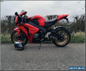 Honda Fireblade CBR 1000 RR 8