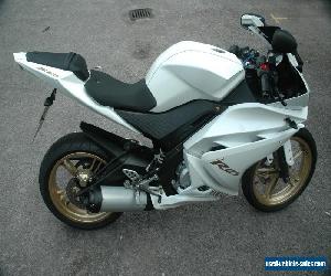 2013 YAMAHA YZF R125 WHITE