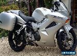 L@@K Beautiful Honda VFR800 V Tec With genuine Honda Panniers 21000 miles only for Sale