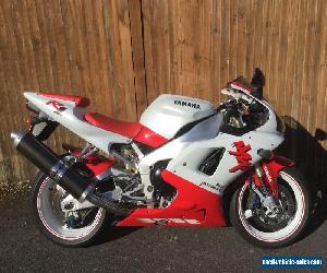 YAMAHA R1 1998 4XV 