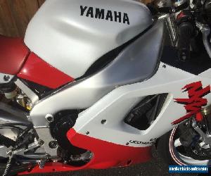 YAMAHA R1 1998 4XV 