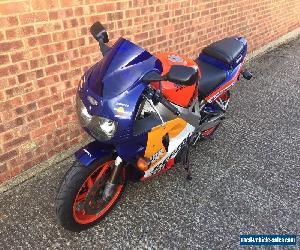 A 1995 Honda CBR900rr Fireblade Repsol Sports Bike Motorcycle 