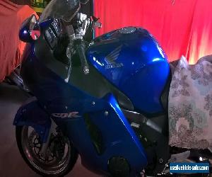 CBR1100XX BLACKBIRD HONDA 2005 TWO TONE BLUE