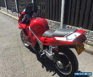 Honda VFR 750  in red nice very clean bike 