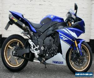 YAMAHA YZF-R1 BIG BANG 12 REG AKRAPOVIC CARBON EXHAUST ONLY 6,989 MILES MINT