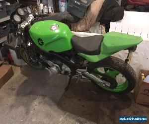 Yamah FZR 400 1990 project bike 