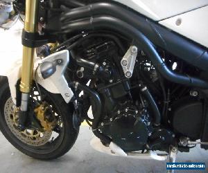 Triumph Speed Triple 1050 Naked Streetfighter