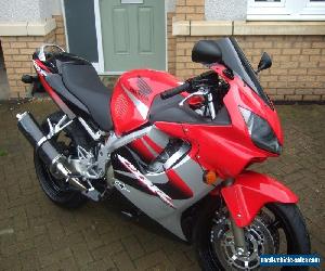 honda cbr 600f  2005 5200 miles