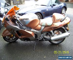 1999 SUZUKI GSX 1300R HAYABUSA  BROWN