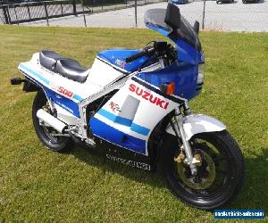 Suzuki Rg500 in new condition ( No rd500 rgv250 rd350 )
