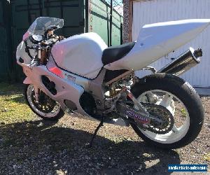 suzuki track bike gsxr 1000 k1-k2 no reserve