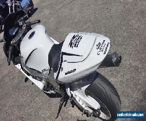 Suzuki GSXR1000 5/01 Race or Repair Cheap