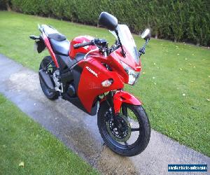 2014 Honda CBR125 Red very low miles