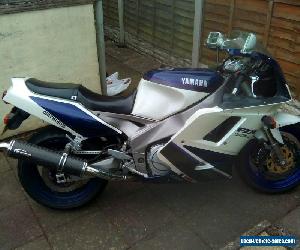 Yamaha fzr 1000 exup 