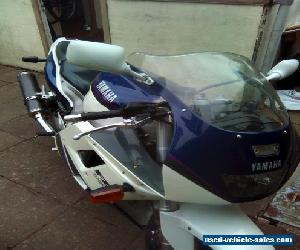 Yamaha fzr 1000 exup 