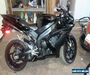 2006 Yamaha R1 Raven