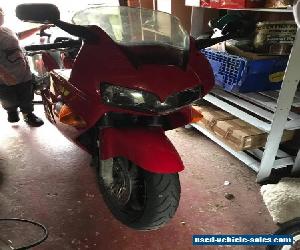 Honda VFR 800. Long mot, taxed ready to ride away. 