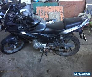 Honda cbf125 