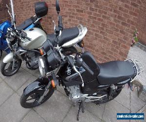 Yamaha YBR 125 (2007) Black 3000 Miles Good Condition With Crash Bars for Sale