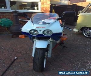 honda VFR 400R3 NC30 ( UK BIKE)