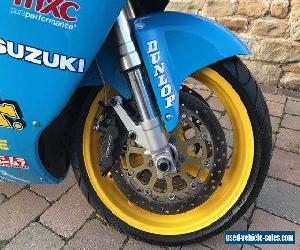 SUZUKI GSXR 750 SRAD 