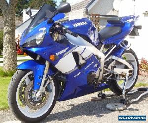 yamaha r1 motorcycle