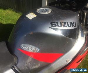 suzuki gsxr 600 srad 