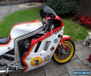 1990 SUZUKI GSXR 750 BARRY SHEENE REPLICA VGC EX RUNNER MOT APRIL 18 NO RES